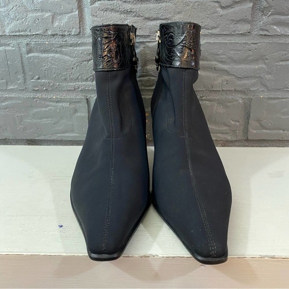 -DONALD J‎ PLINER BLACK LUCYA SIZE 6 KITTEN HEEL POINTED TOE BOOTIES - Picture 3 of 8
